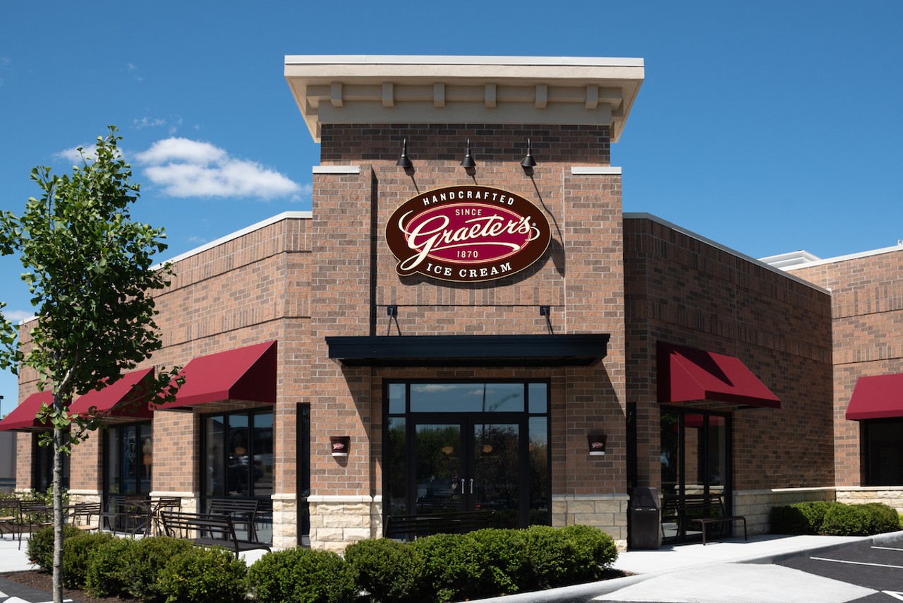 Graeter’s Opens a New Scoop Shop in Union
By Katherine Barrier
Graeter’s Ice Cream opened a new scoop shop in Union, but it isn’t just any ordinary shop. This Graeter’s is part of a collaboration with other popular Greater Cincinnati brands, Braxton Brewing Company and Dewey’s Pizza, which will soon be opening their own spots next to the new Graeter’s. The dining project, a place for “beer lovers, foodies, families and everyone in between,” according to a 2022 press release, will create a new dining and entertainment hub in Northern Kentucky, which will be centered around a 20,000-square-foot greenspace and beer garden. The companies say in addition to being a foodie destination, they want to have specialty programming, music and events.