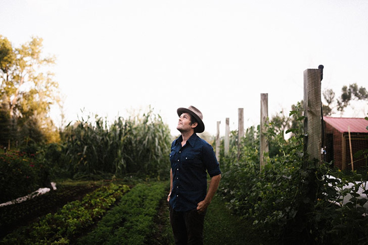 SATURDAY 16
MUSIC: Gregory Alan Isakov
Singer-songwriter and horticulturist Gregory Alan Isakov brings his evocative Indie Folk to Madison Theater. 7 p.m. doors Saturday, Nov. 16. Currently sold out. Madison Theater, 730 Madison Ave., Covington, madisontheater.com.
Photo: Rebecca Caridad