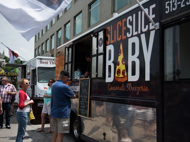 Slice Slice Baby food truck