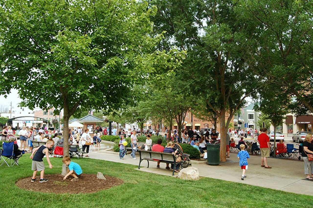 Oxford
Located about one hour from Cincinnati
Oxford is a small college town in southwest Ohio that's home to Miami University. It has plenty of restaurants, bars, festivals and concerts to keep any visitor entertained, and Hueston Woods State Park is located just 10 minutes away from downtown.
Photo via Facebook.com/EnjoyOxford