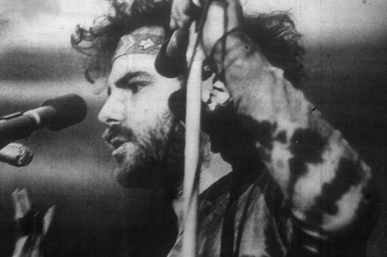 Jerry Rubin
Rubin was a well-known social and political activist throughout the 1960s and 1970s who later became a successful businessman after investing in Apple. He then embarked on a career as a stockbroker on Wall Street. Rubin attended Walnut Hills High School.
