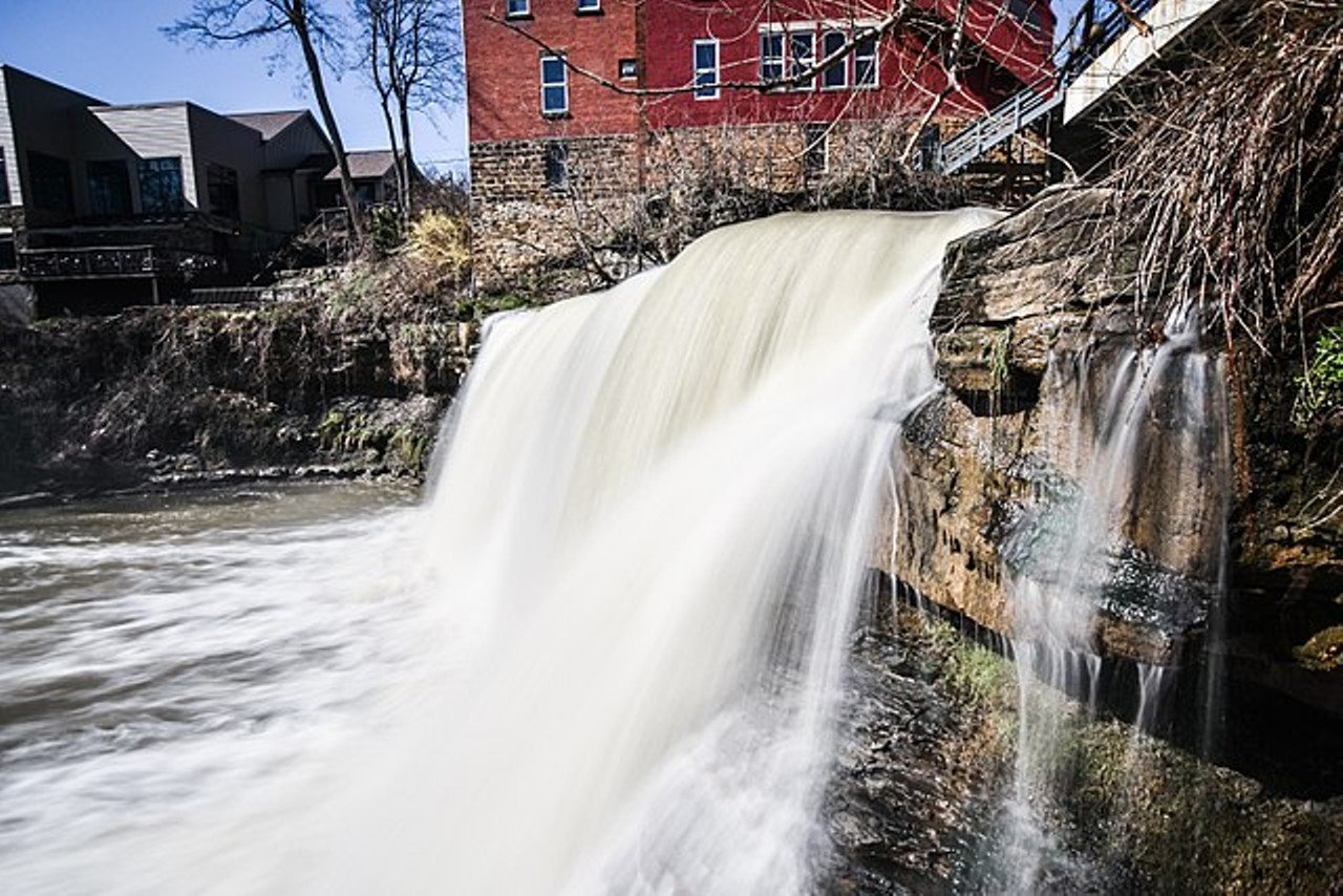 Chagrin Falls, Ohio
Distance: 4 hours 
This little village in Cuyahoga County was built around the Chagrin Falls waterfall that runs right through downtown. The town is home to over 75 independent shops and restaurants and offers a host of festivals throughout the year. In the spring and summer, flowers bloom throughout Chagrin Falls, making it a beautiful Instagram-worthy destination.