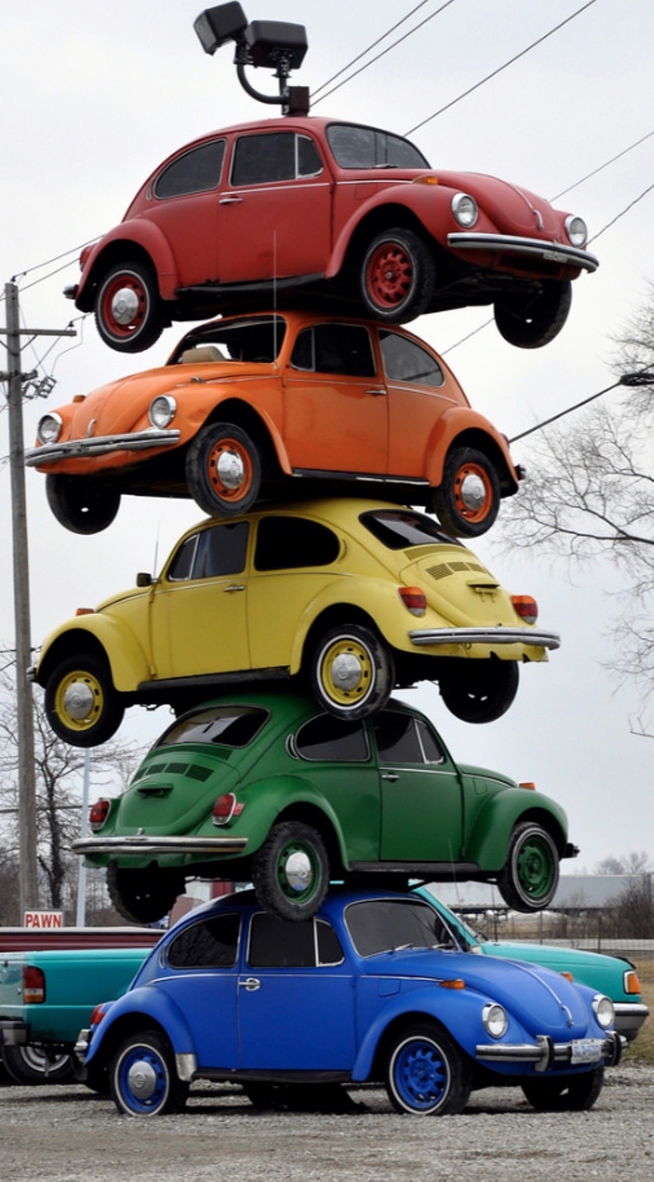 Tower of VW Bugs
1938 East Second St., Defiance
Travel on I-80 to Defiance to see this stack of ‘60s Volkswagen Beetles. Five bugs are stacked on top of each other in the parking lot of Pack Rat’s Pawn Shop.