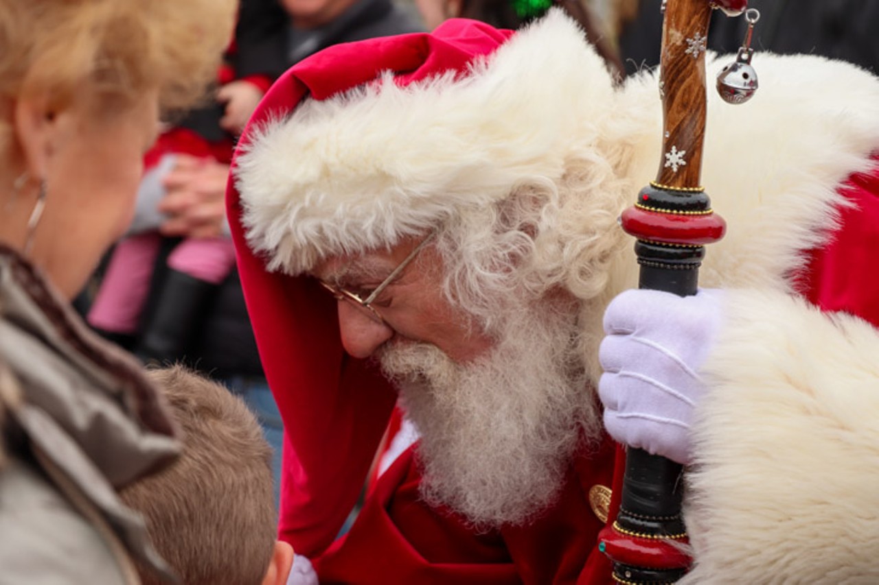 All the Photos from Santa's Helicopter Arrival at the Cincinnati Museum Center