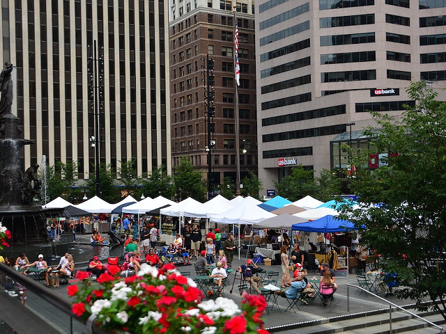 Art on Vine on Fountain Square