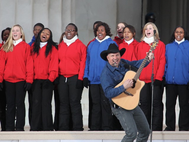 Garth Brooks performs at President Barack Obama's inauguration in 2009.
