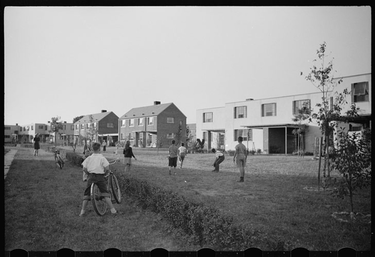 Kids playing in Greenhills, 1939
Photo: Library of Congress