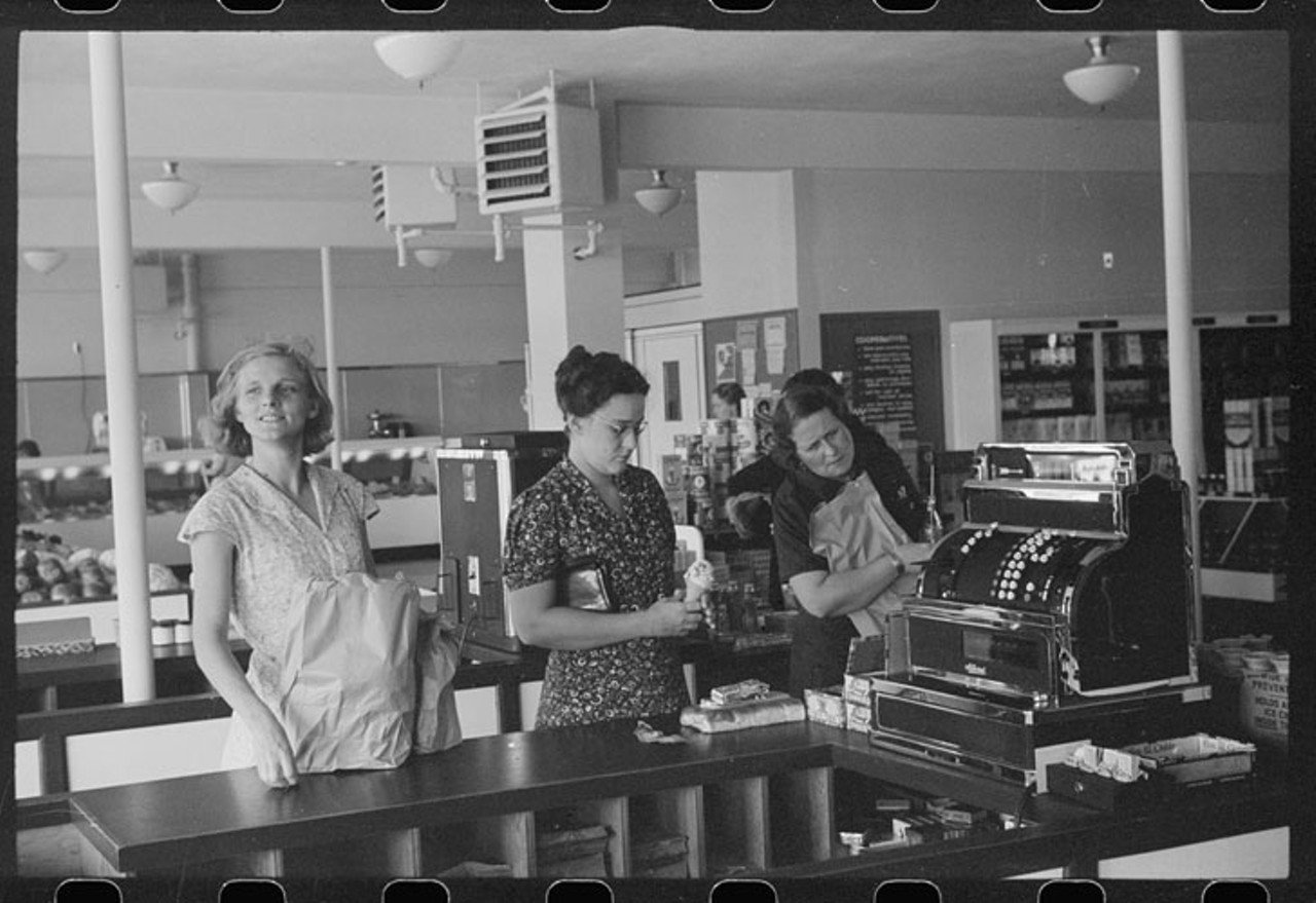 Greenhills grocery coop
Photo: Library of Congress