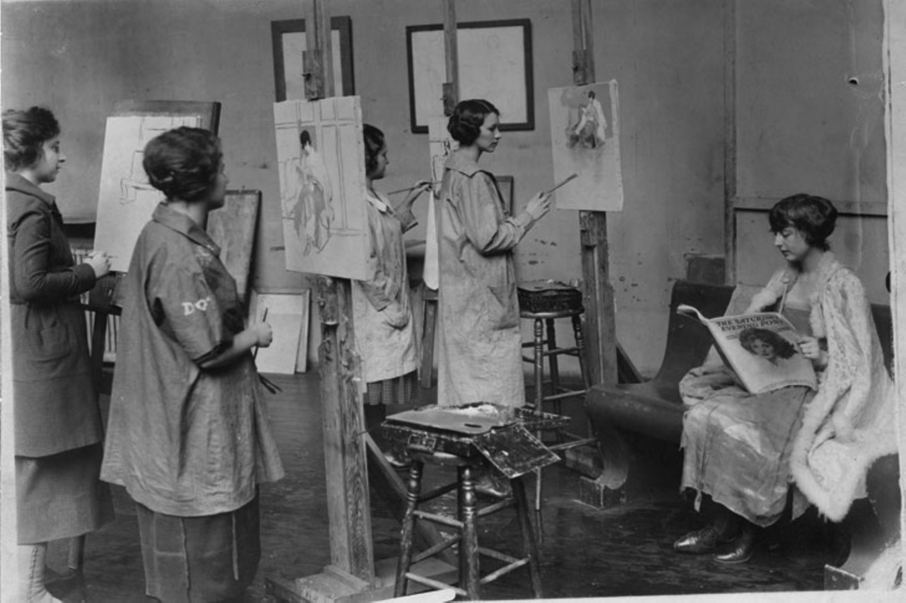 Women in painting class, undated
Photo: Mary R. Schiff Library and Archive