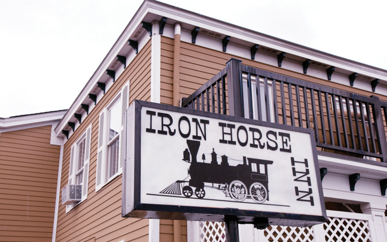 Iron Horse Inn (Review)