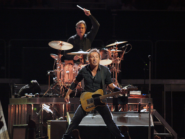 Minimum Gauge: Joel Sabotages Springsteen?