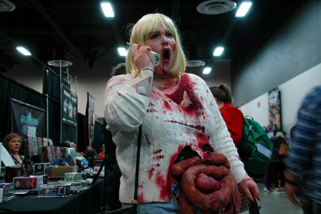 Scream’s Casey Becker (originally played by Drew Barrymore), as depicted by a costumed attendee