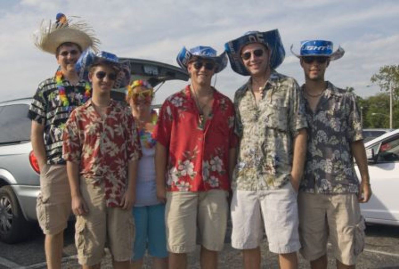 Parrot Heads at Jimmy Buffett