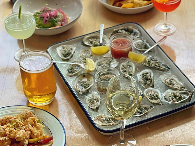 Pearlstar will serve fresh East and West Coast oysters along with a full menu of other options.