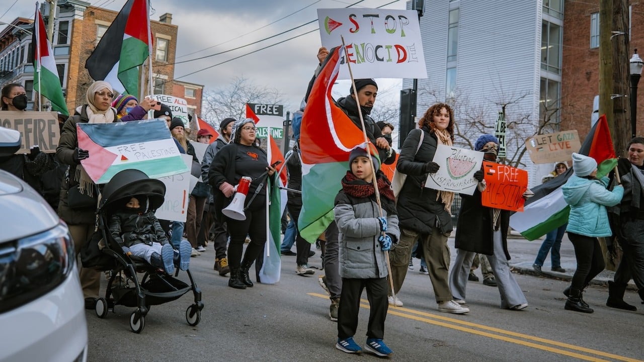 PHOTOS: Cincinnati Protestors Hold Solidarity Rally with D.C.’s Pro ...