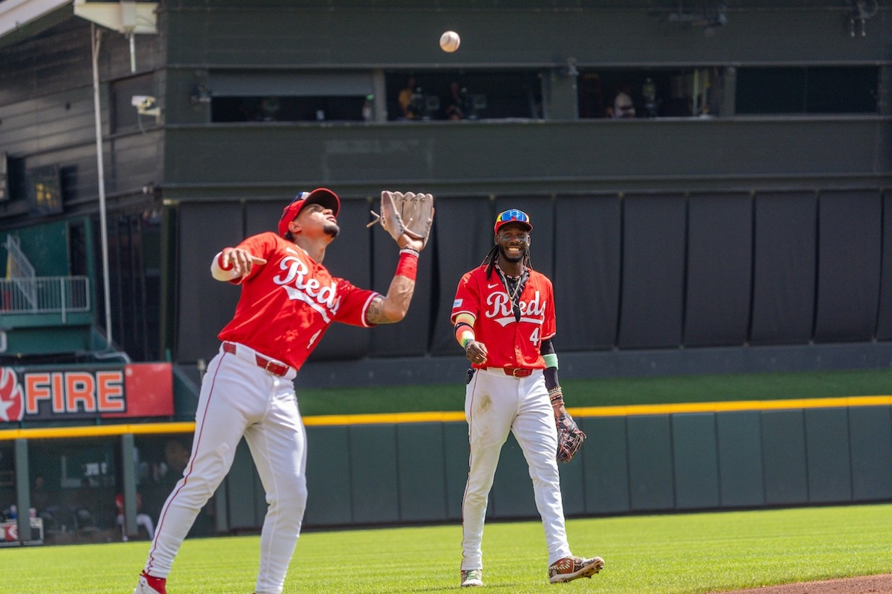 Santiago Espinal catches pop-fly during the fourth inning | Cincinnati Reds vs. Houston Astros | Sept. 5, 2024