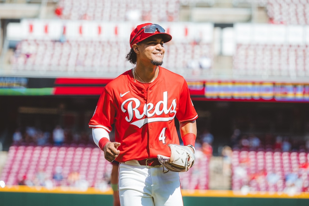 Santiago Espinal heading in to bat | Cincinnati Reds vs. Atlanta Braves | Sept. 19, 2024