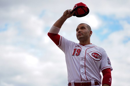 Joey Votto tips his cap to the crowd following the Reds' win in what possibly be his last home game | Cincinnati Reds vs. Pittsburgh Pirates | Sept. 24, 2023