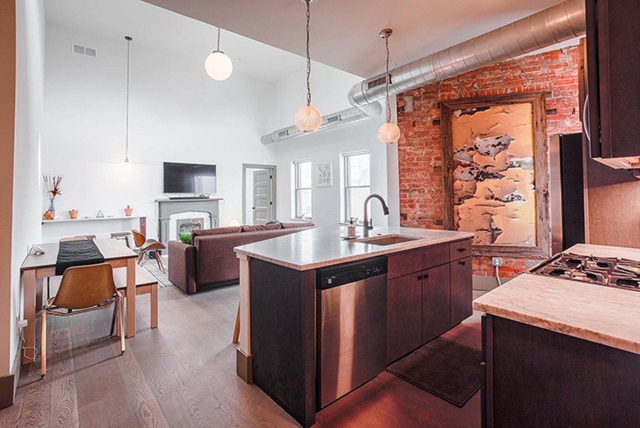 Unforgettable Penthouse Historic OTR with Parking
Over-the-Rhine
Entire House | Starting at $100/night | Host 4 Guests
My condo comfortably fits 4 but suits 2-3 best. You'll enjoy a large open kitchen + living space, bedroom + lofted space, and 1 and 1/2 baths. Steps from Washington Park, Music Hall, boutique shops + tons of great Restaurants + Breweries! We hope you feel at home.
Photo via Airbnb.com
