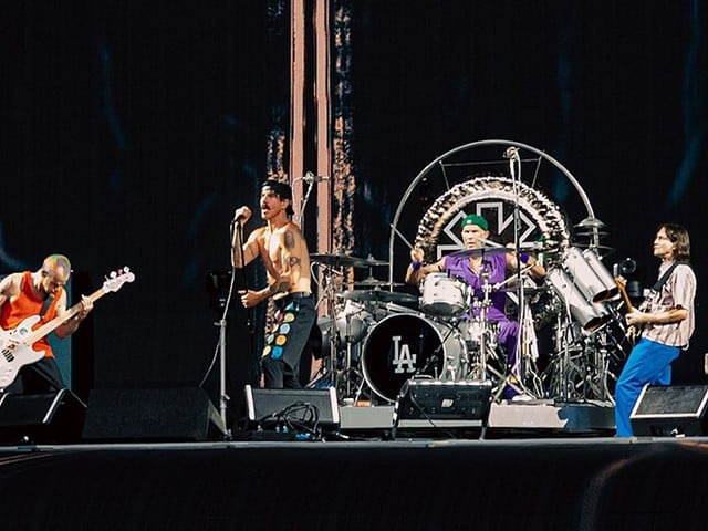 Red Hot Chili Peppers perform live in London in 2022.