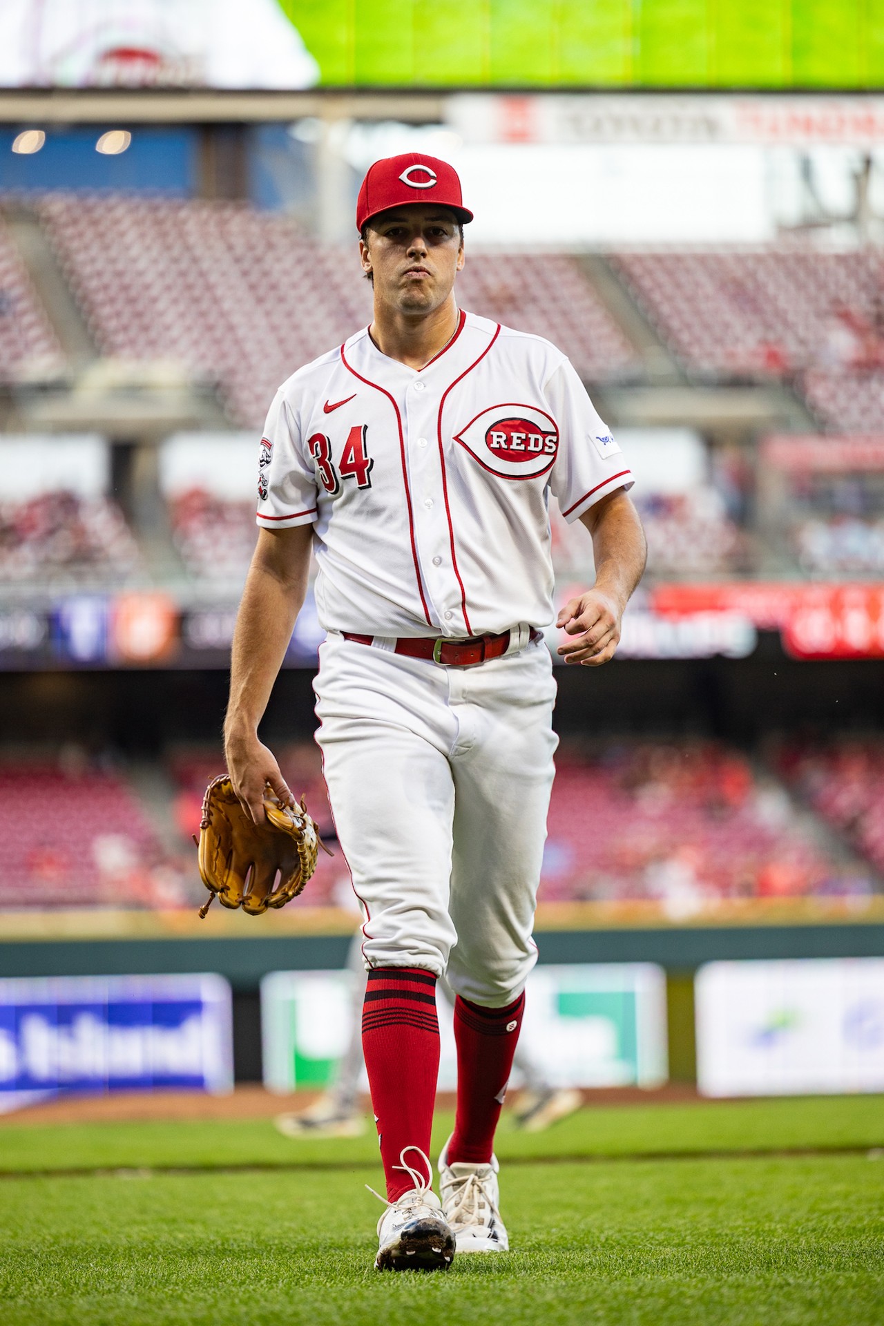 Connor Phillips walks off confidently after the inning is over | Cincinnati Reds vs. Minnesota Twins | Sept. 18, 2023