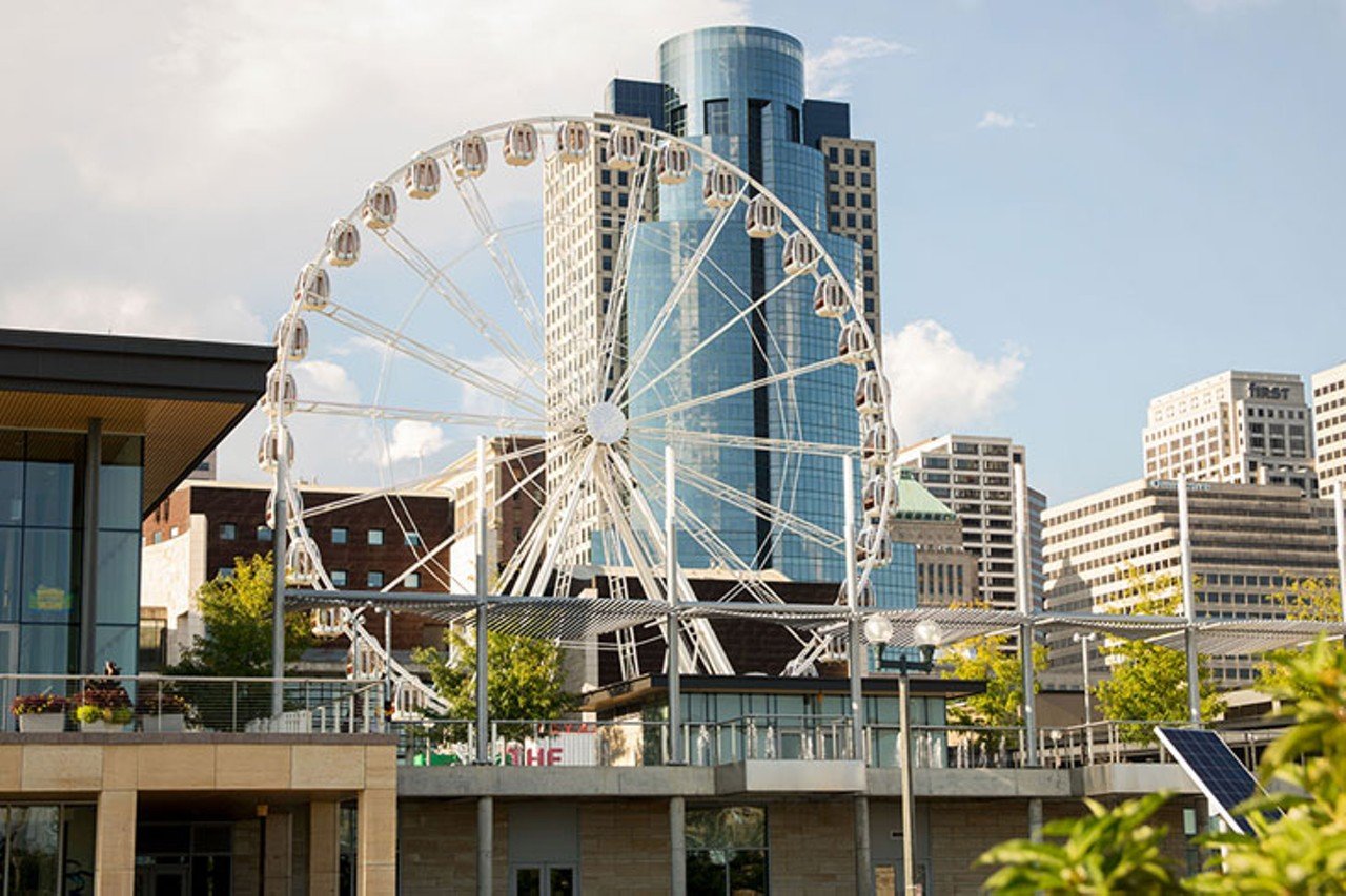 SkyStar is a temporary "observation wheel" that offers a 360-degree rotational view of downtown Cincinnati and Northern Kentucky