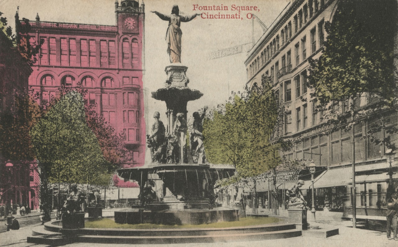 Fountain Square
Photo: From the Collection of The Public Library of Cincinnati and Hamilton County