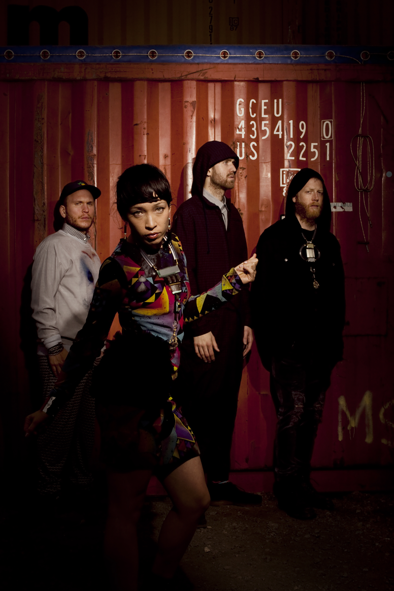 Little Dragon with Red Hot Chili Peppers