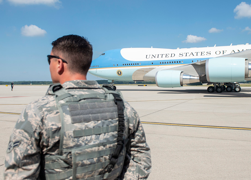 Air Force One at the base on 2019 - Photo: U.S. Air Force photo by Wesley Farnsworth