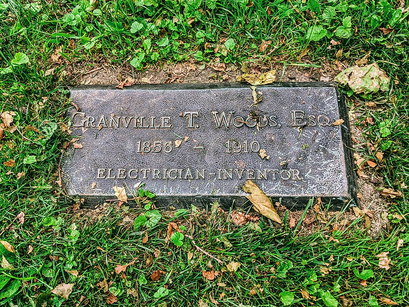 Grave marker of Granville T. Woods - Photo: CaptJayRuffins/CC BY-SA 4.0