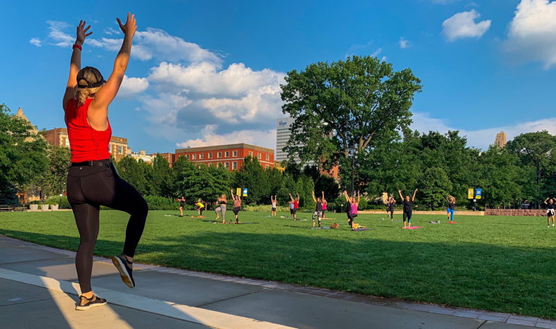 These Cincinnati Parks Are Hosting Free Outdoor Yoga and Fitness Sessions