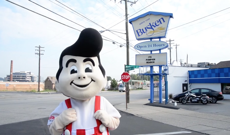 Frisch's Big Boy outside of Busken Bakery, "scoping out the competition" - Photo: Still image from provided video