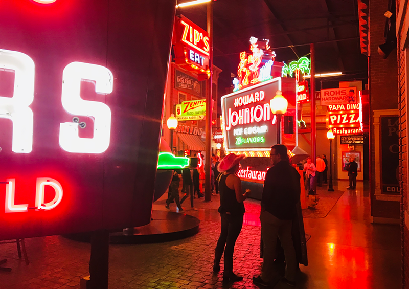 American Sign Museum - MIKE BREEN