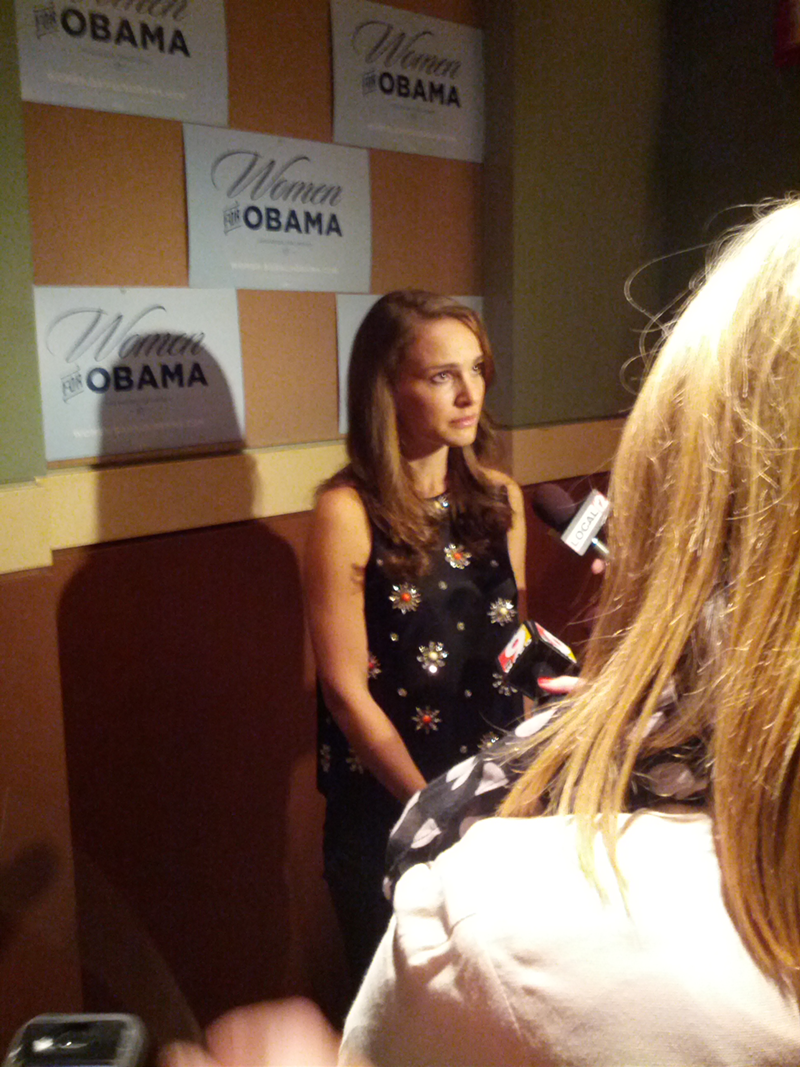 Natalie Portman Supports Obama in Cincinnati