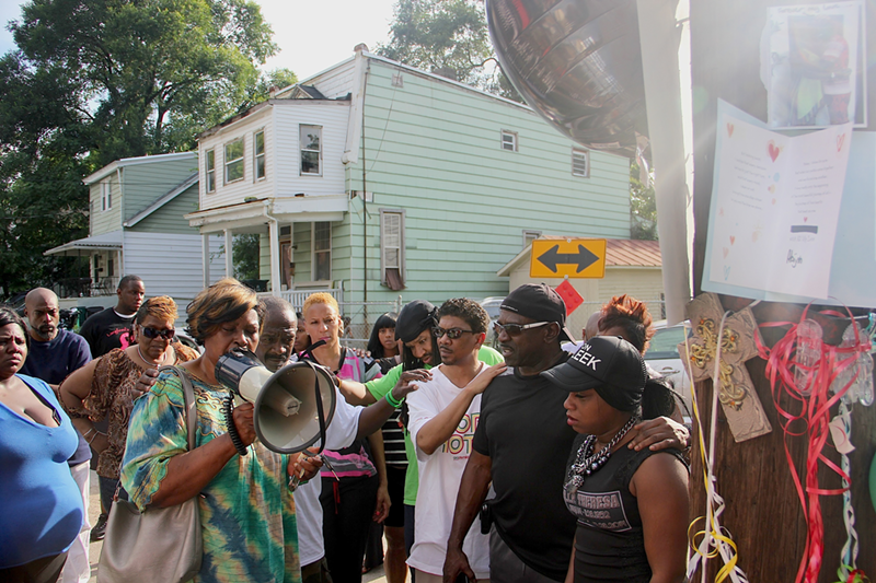 Audrey DuBose and other friends and family gather at the scene of Samuel DuBose's shooting death by UCPD officer Ray Tensing. - Nick Swartsell