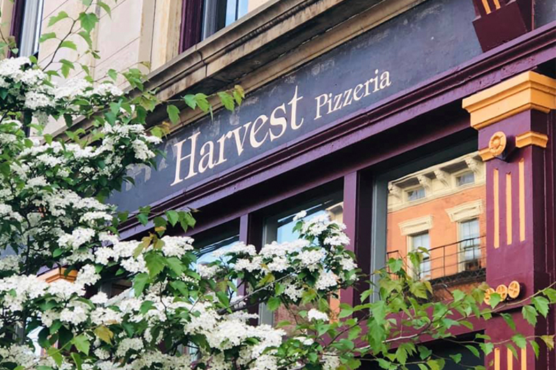 Harvest Pizzeria - Photo: Facebook.com/HarvestOTR