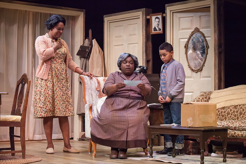 Torie Wiggins, Burgess Byrd and Shadow Avilí in "A Raisin in the Sun" - Photo: Mikki Schaffner Photography