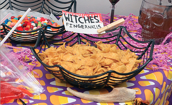 Super Simple No-Bake Halloween Party Food Ideas