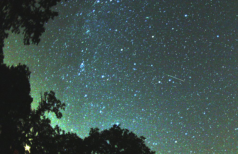 A Perseid meteor sighting - Photo: CC BY-SA 3.0