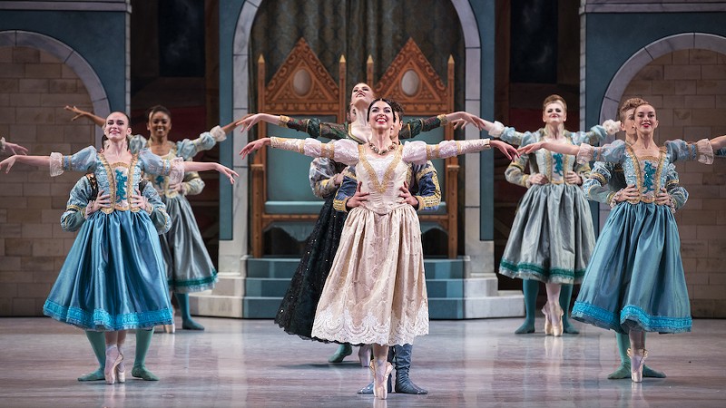 The Cincinnati Ballet will perform Snow White - Photo: Beau Pearson Photography