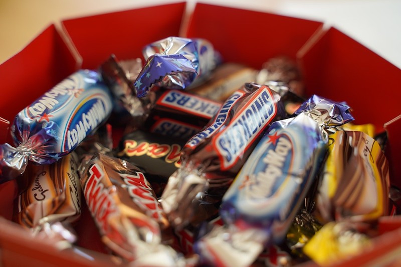 Americans purchase more than 600 million pounds of candy each Halloween, with a majority of wrappers ending up in landfills. - Photo: Sebbi Strauch, Unsplash