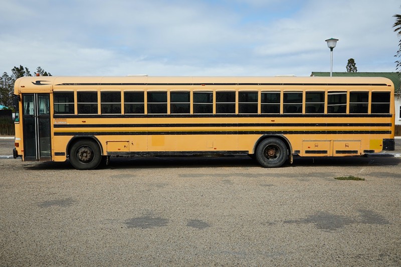 A yellow school bus - Photo: Laker, Pexels