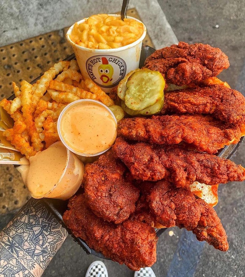 Dave's Hot Chicken tenders, fries and mac & cheese - Photo: facebook.com/Dave's Hot Chicken