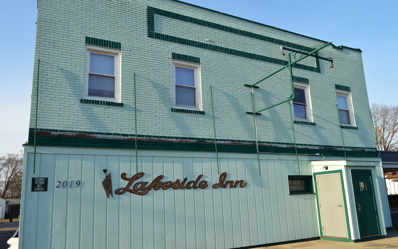 After filming The Bikeriders at Lakeside Inn in Middletown, crews will replace the building's awning that was burned.