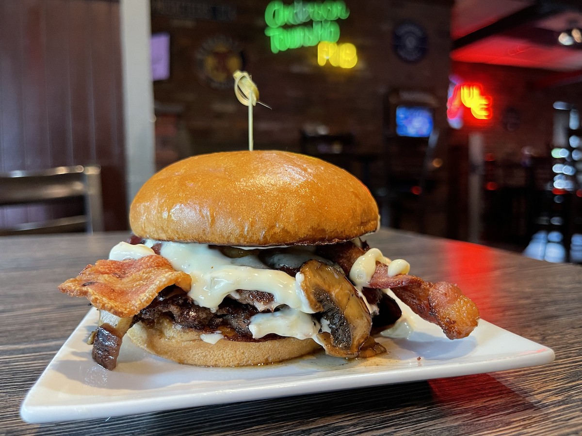 Some 7 Burgers We Can't Wait to Try During Cincinnati Burger Week