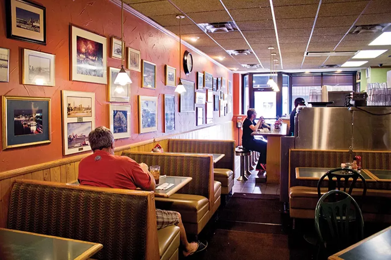 Price Hill Chili  4920 Glenway Ave., Price Hill  Generations of West Side patrons have grown up on this iconic, family-owned restaurant's diverse, fairly priced menu. Having expanded several times over the years, there are now multiple dining areas and a full-service attached cocktail lounge called Golden Fleece. What sets them apart from other chili joints is their liquor license and full menu, which features an excellent Greek salad (with secret-recipe dressing), specialty sandwiches, steaks and all-day breakfast.