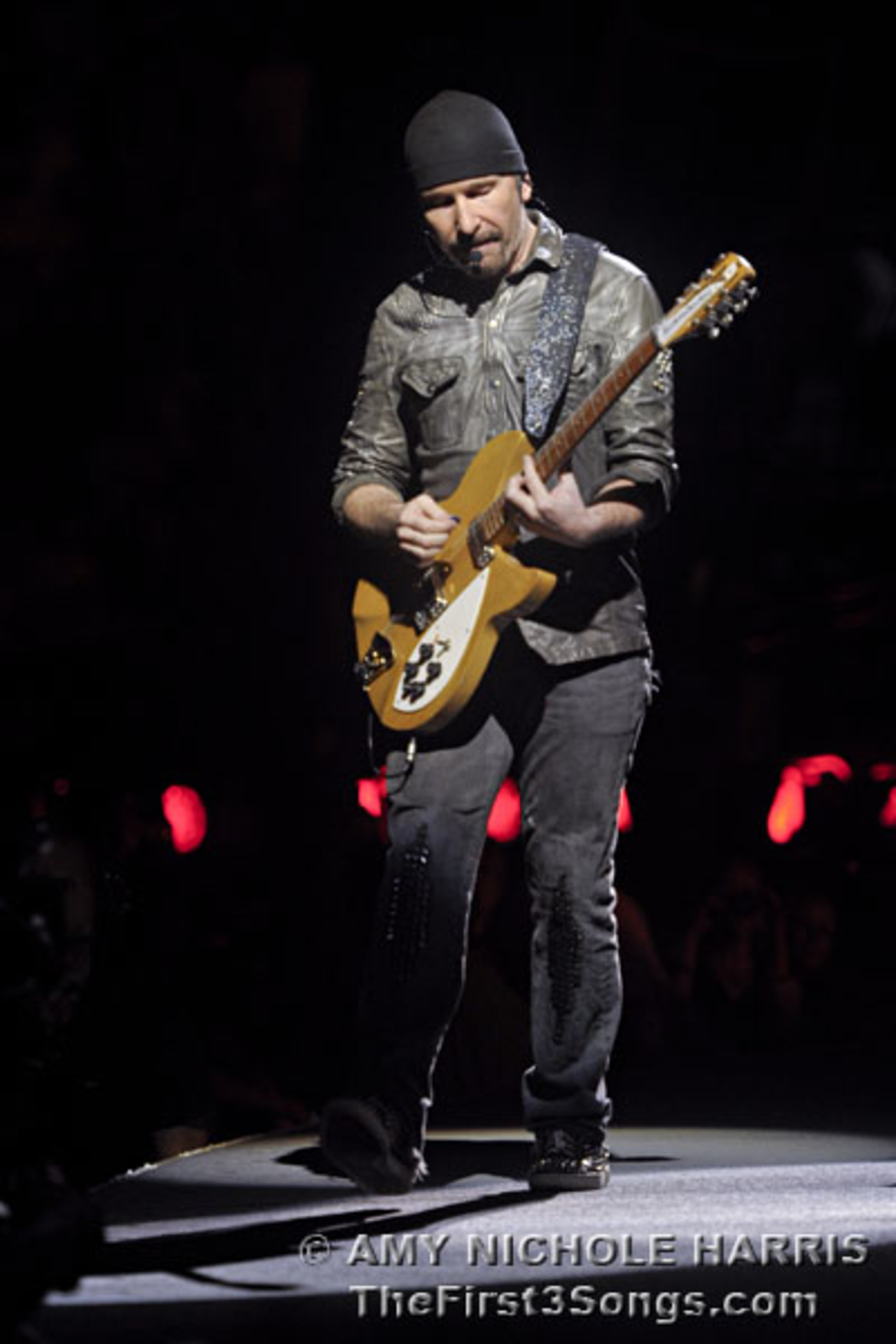 U2 Performs in Pittsburgh